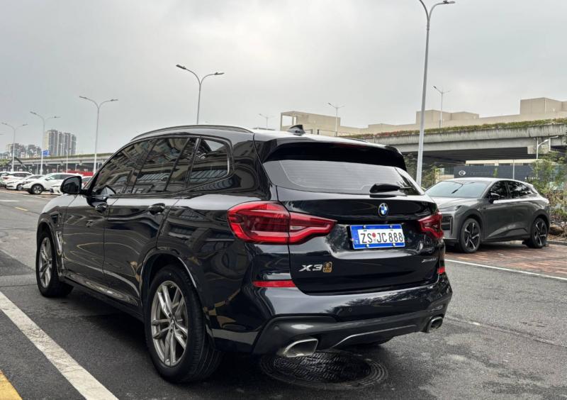 二手车 