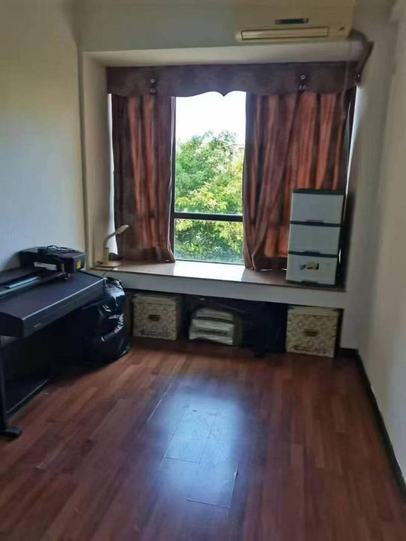 房屋出租 