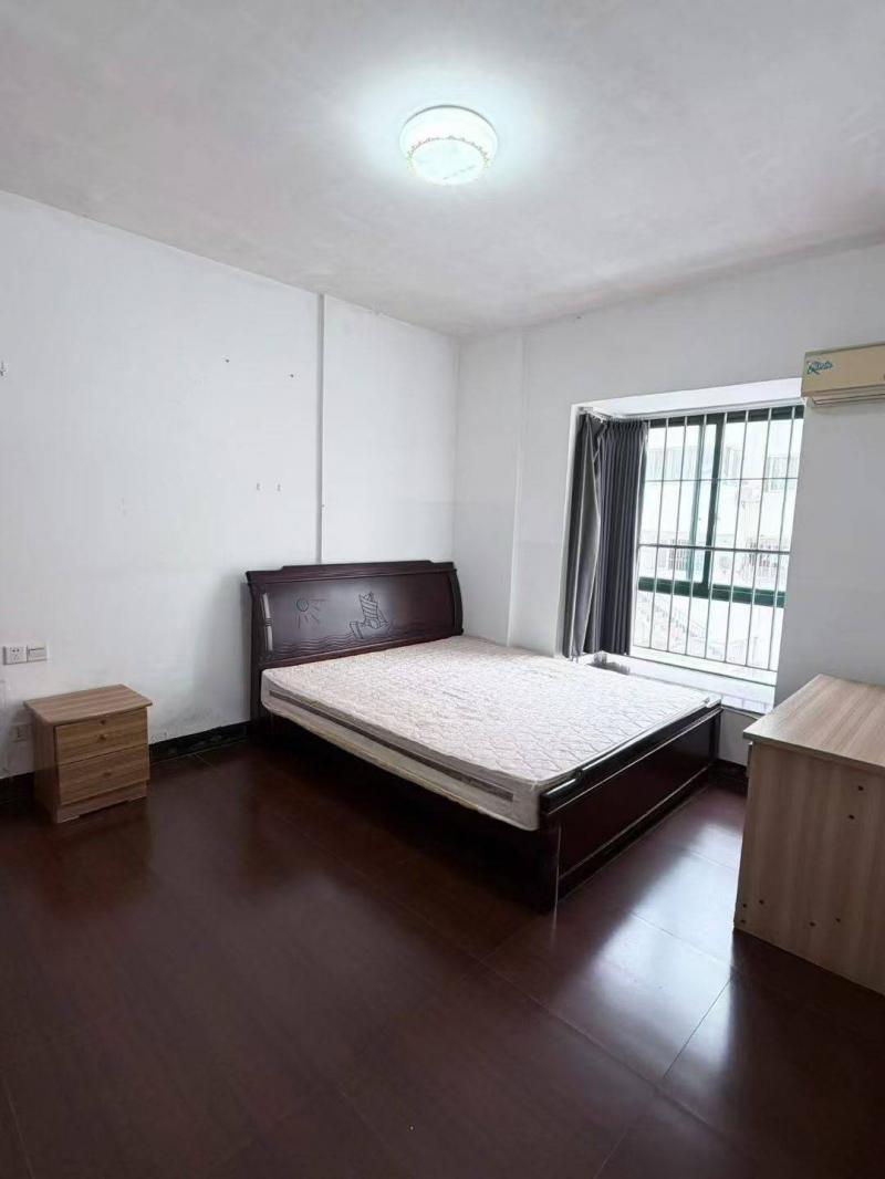 房屋出租 