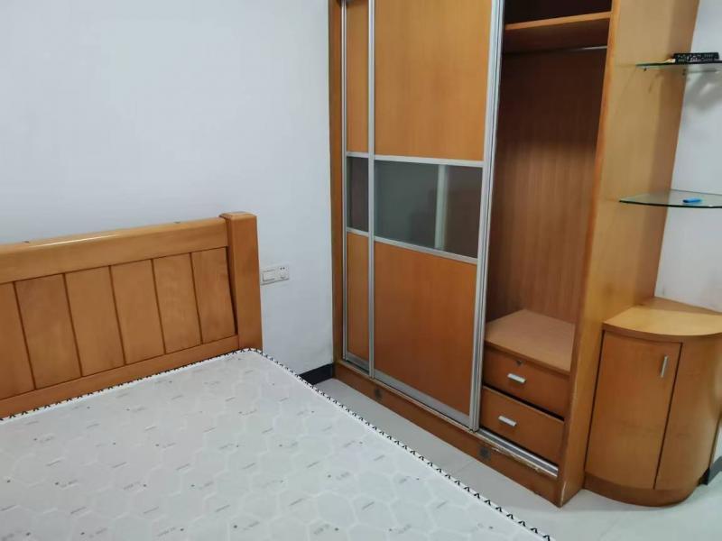 房屋出租 