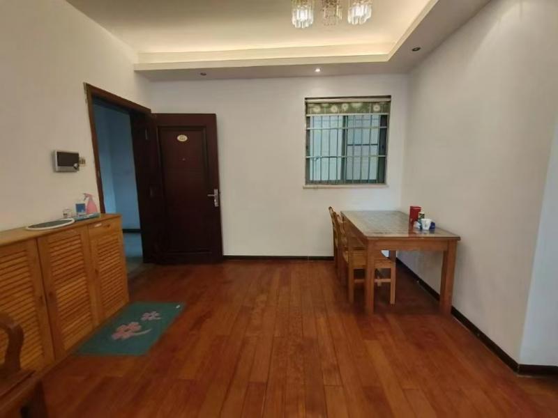 房屋出售 