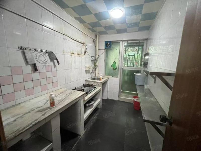 房屋出租 