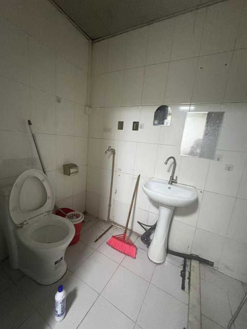 房屋出租 