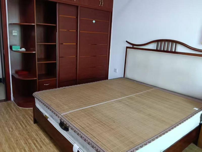 房屋出租 