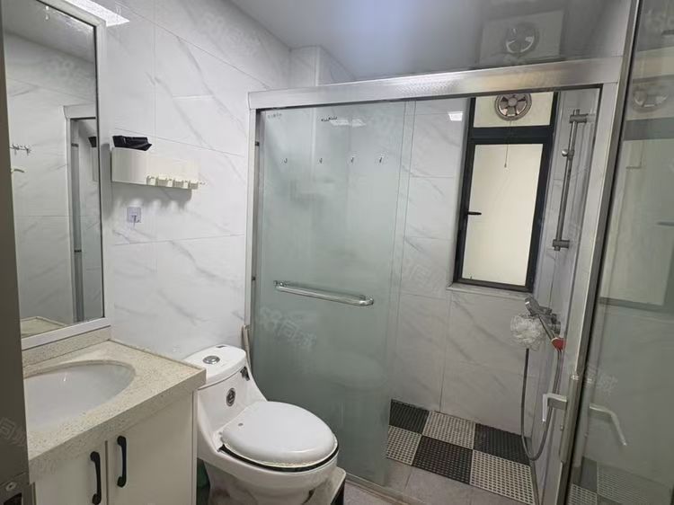 房屋出租 