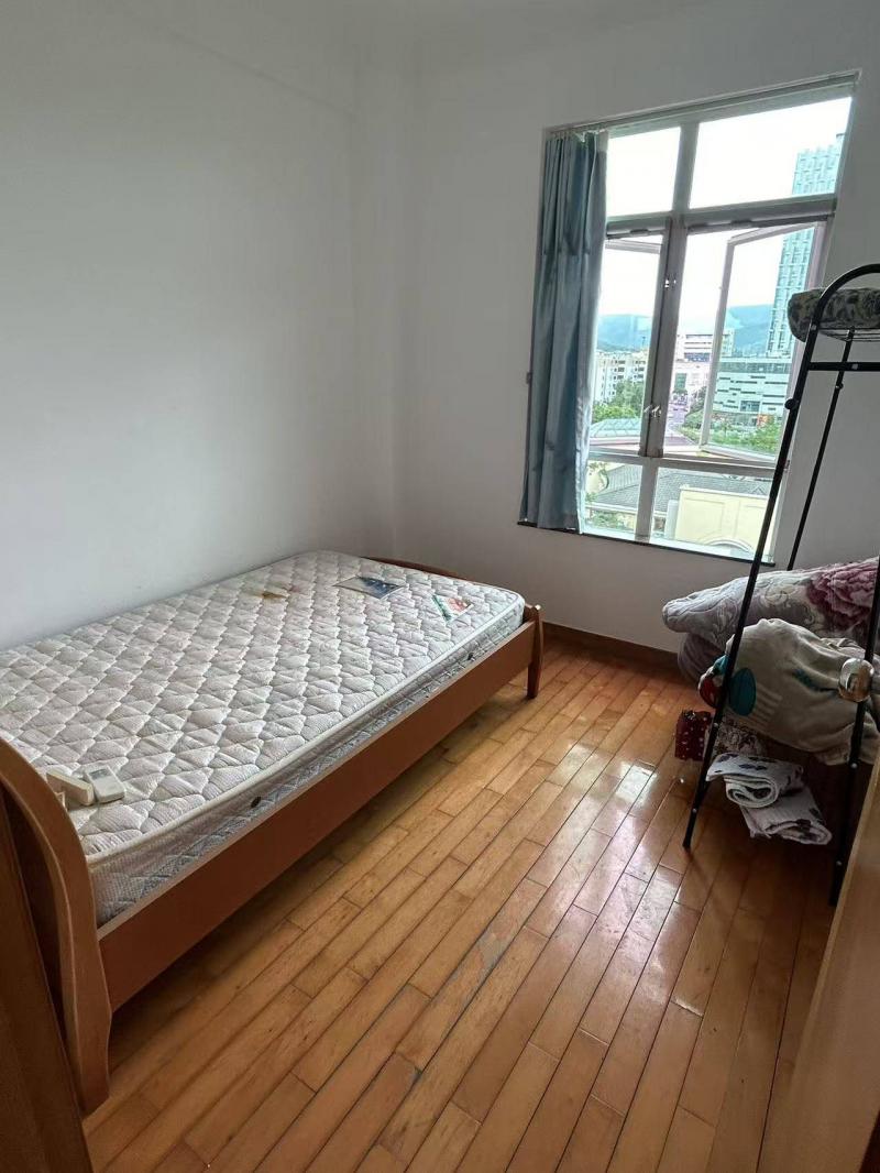 房屋出租 