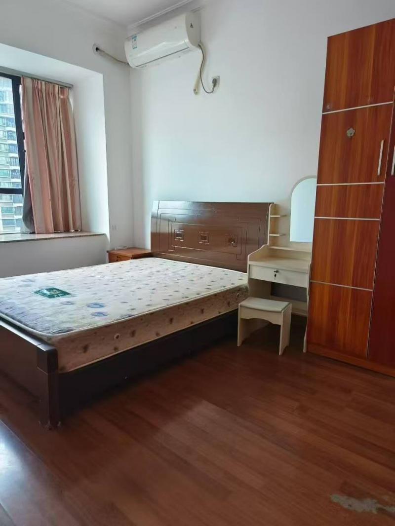 房屋出租 