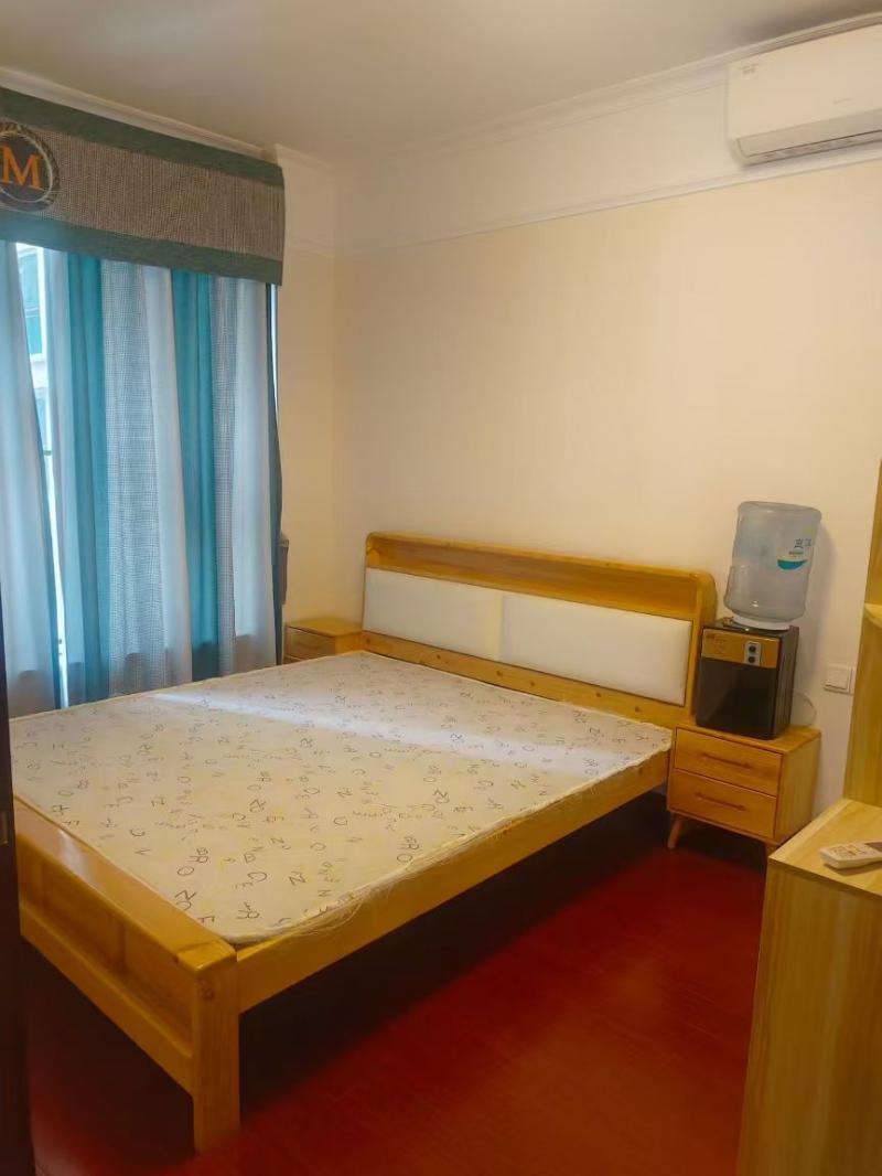 房屋出租 