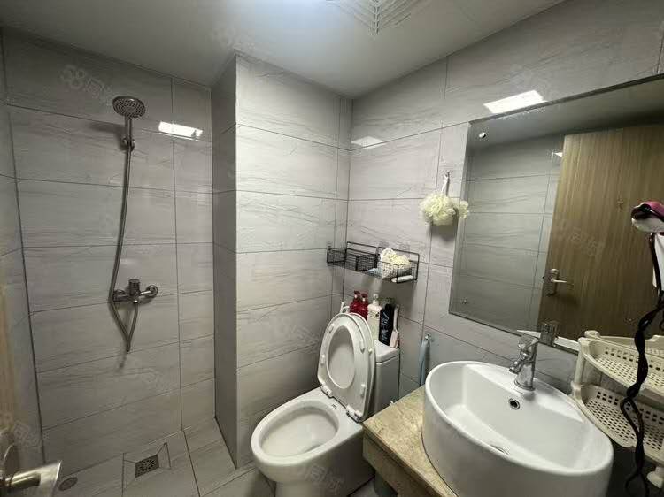 房屋出租 