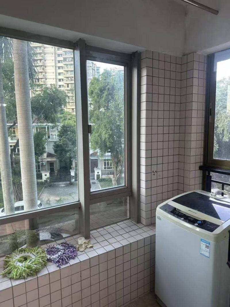 房屋出租 