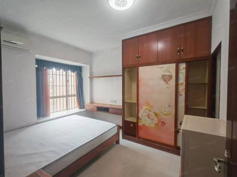 房屋出租 