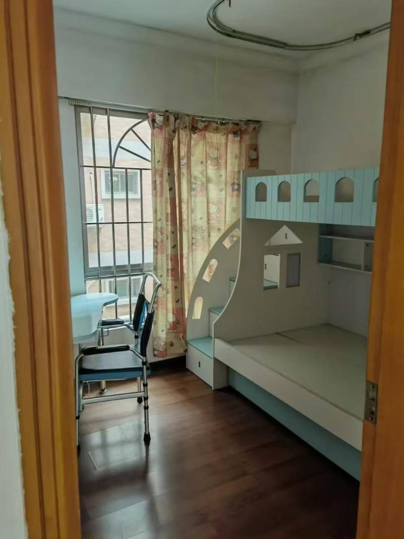 房屋出租 