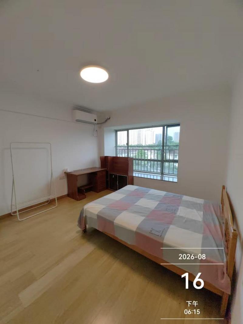 房屋出租 