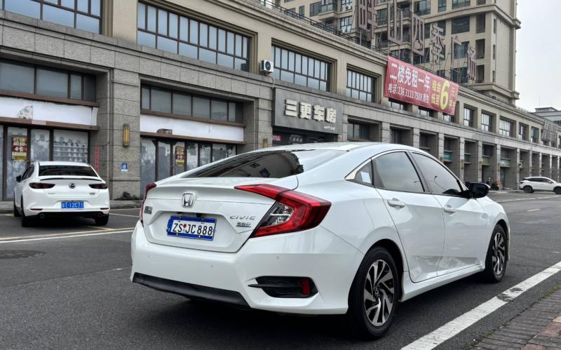 二手车 