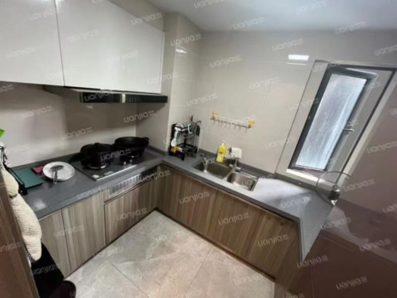 房屋出租 