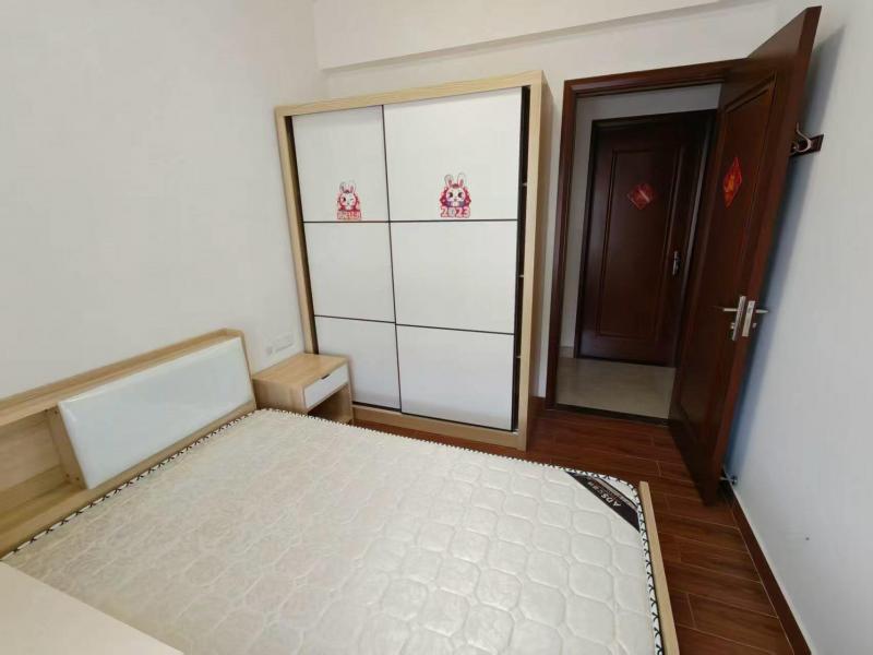 房屋出租 