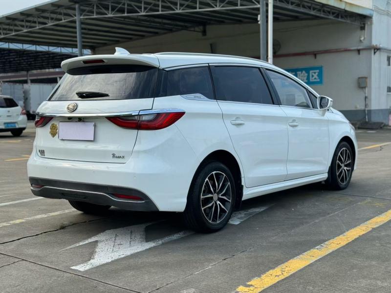 二手车 