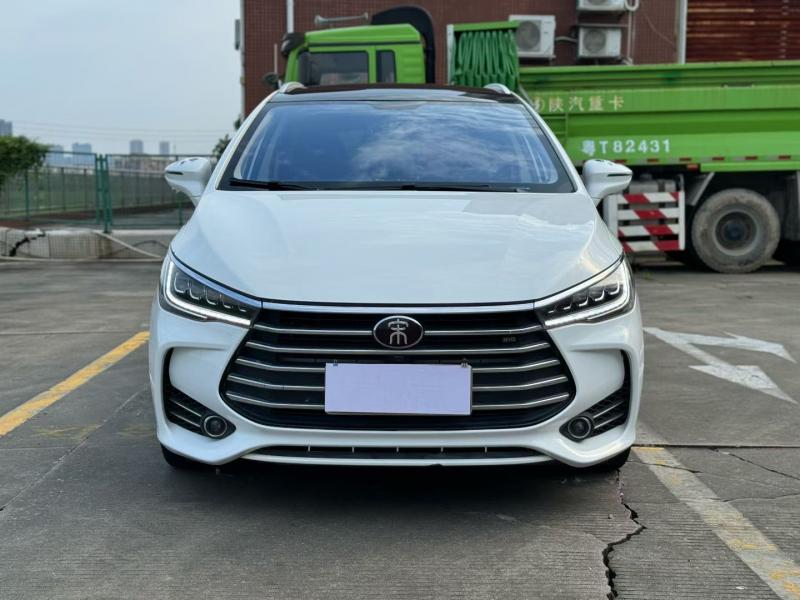二手车 