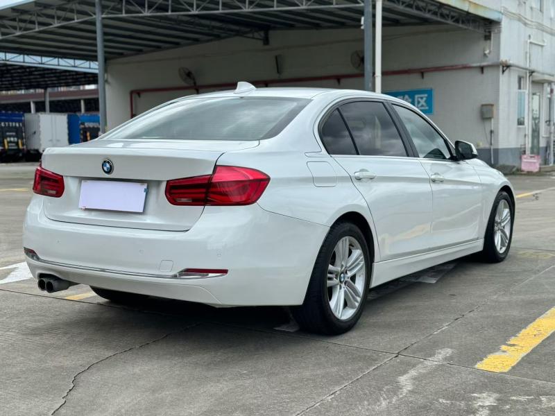 二手车 