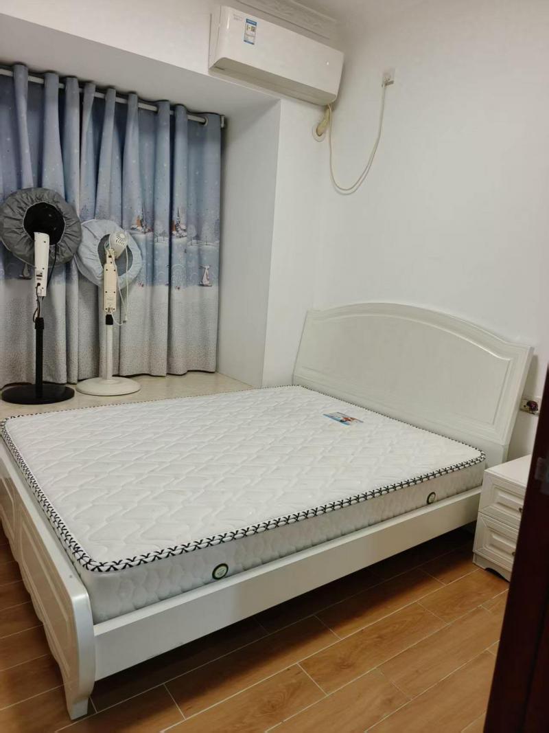 房屋出租 