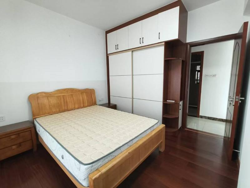 房屋出租 