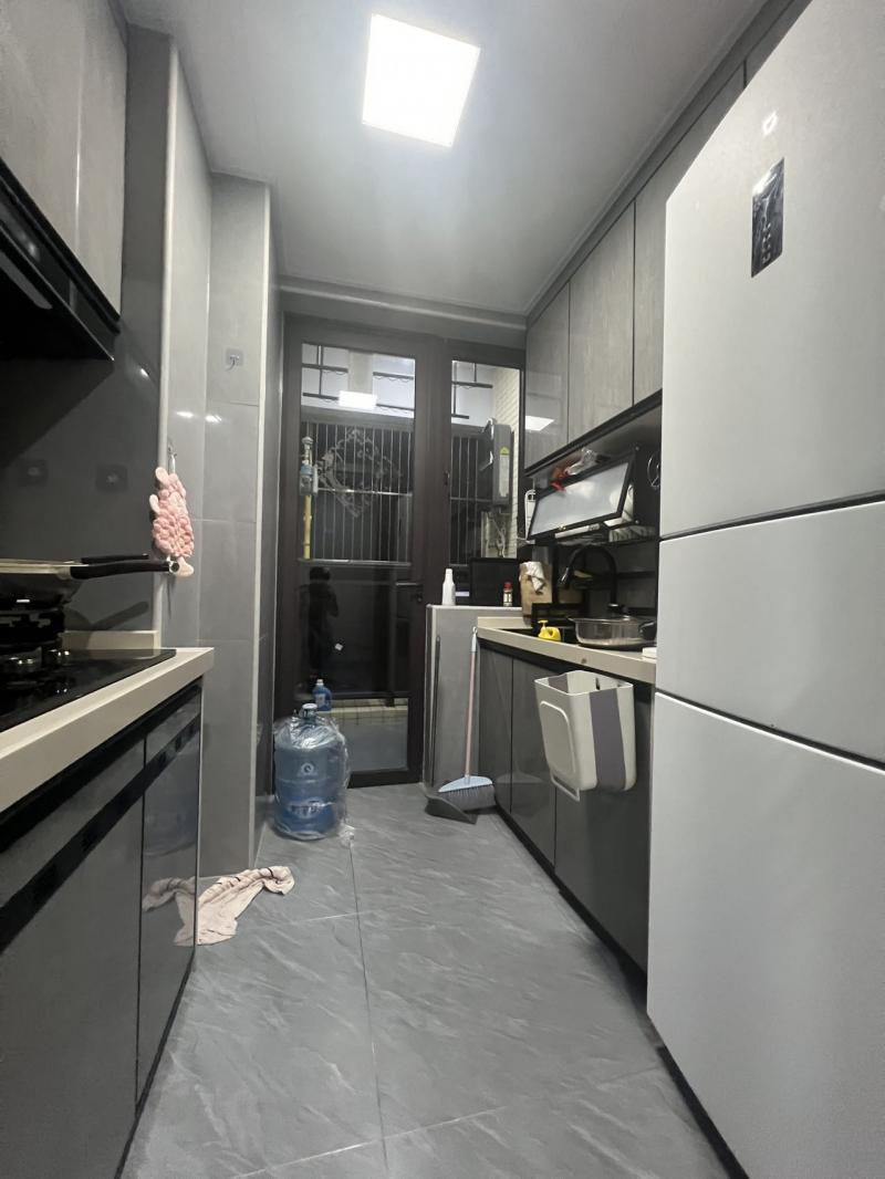 房屋出租 