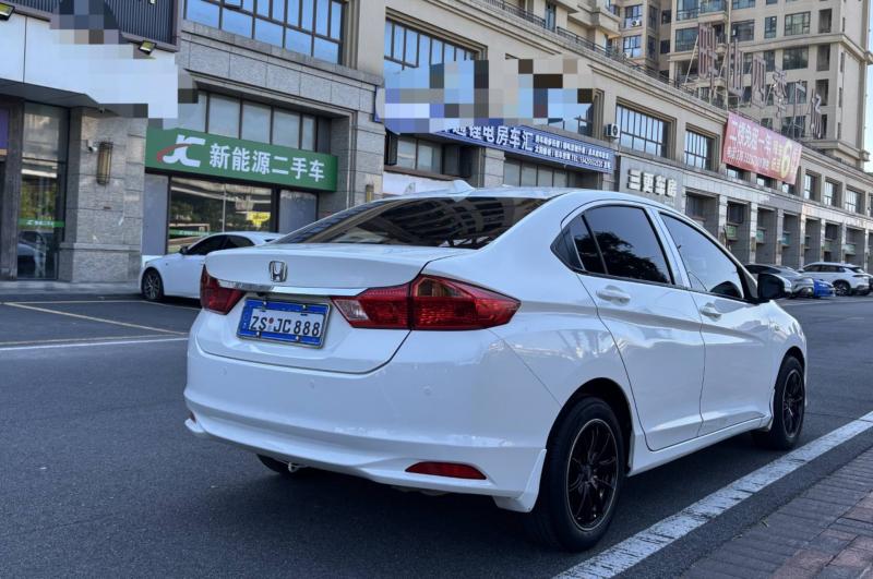 二手车 