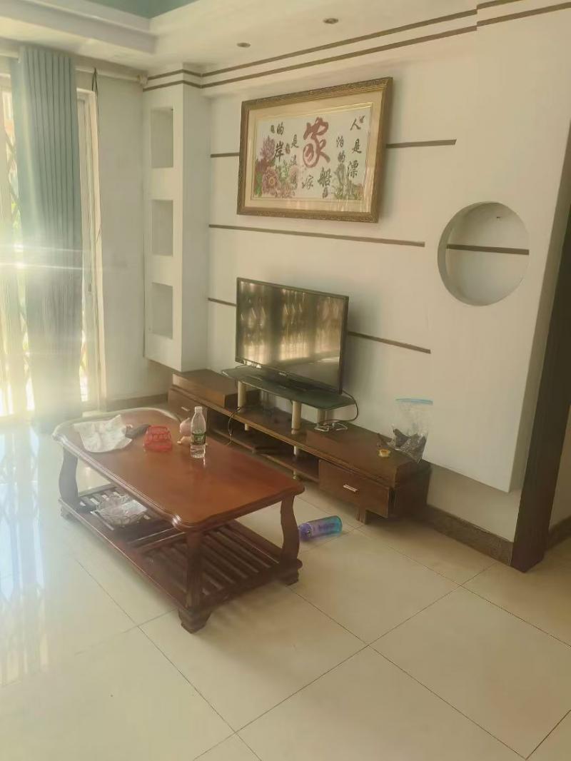 房屋出租 