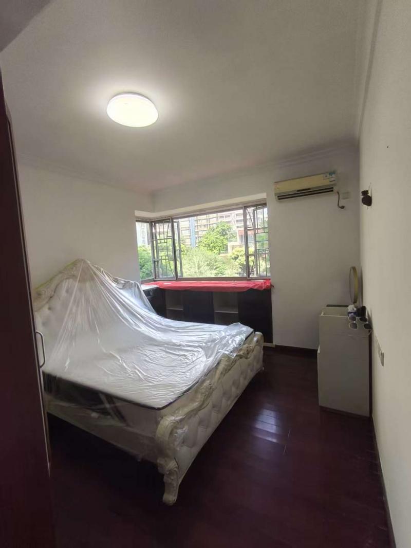房屋出租 
