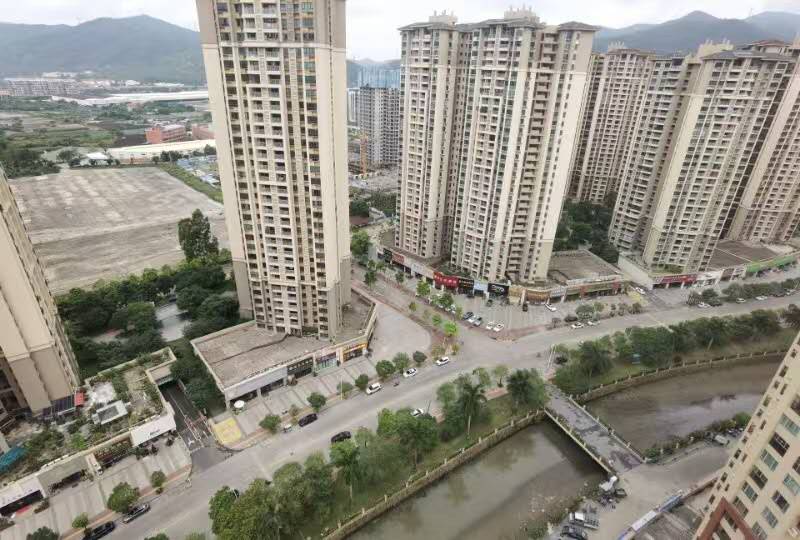 房屋出租 