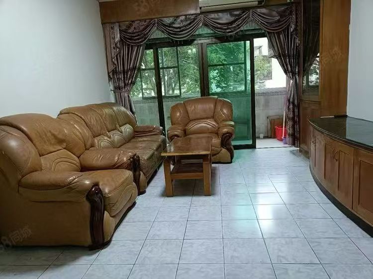 房屋出租 