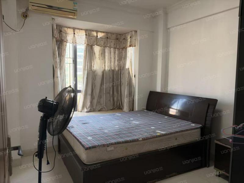 房屋出租 