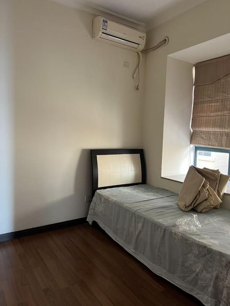 房屋出租 