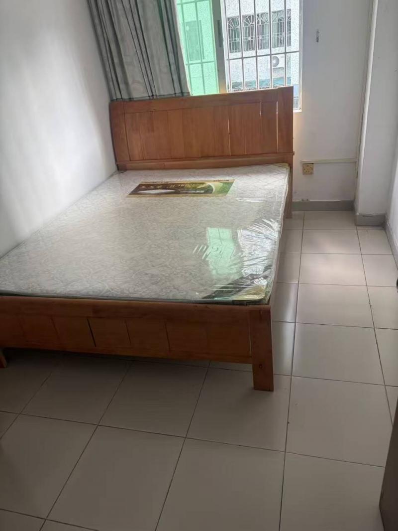 房屋出租 